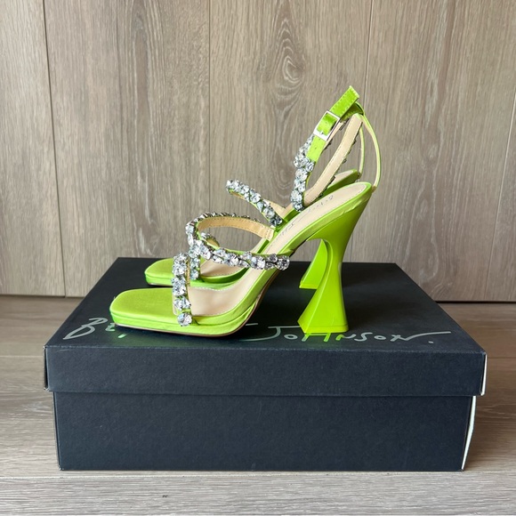 Betsy Johnson Rhinestone Glam SB-Perry Green Heels NEW In Box (Multiple Sizes) - Picture 10 of 16